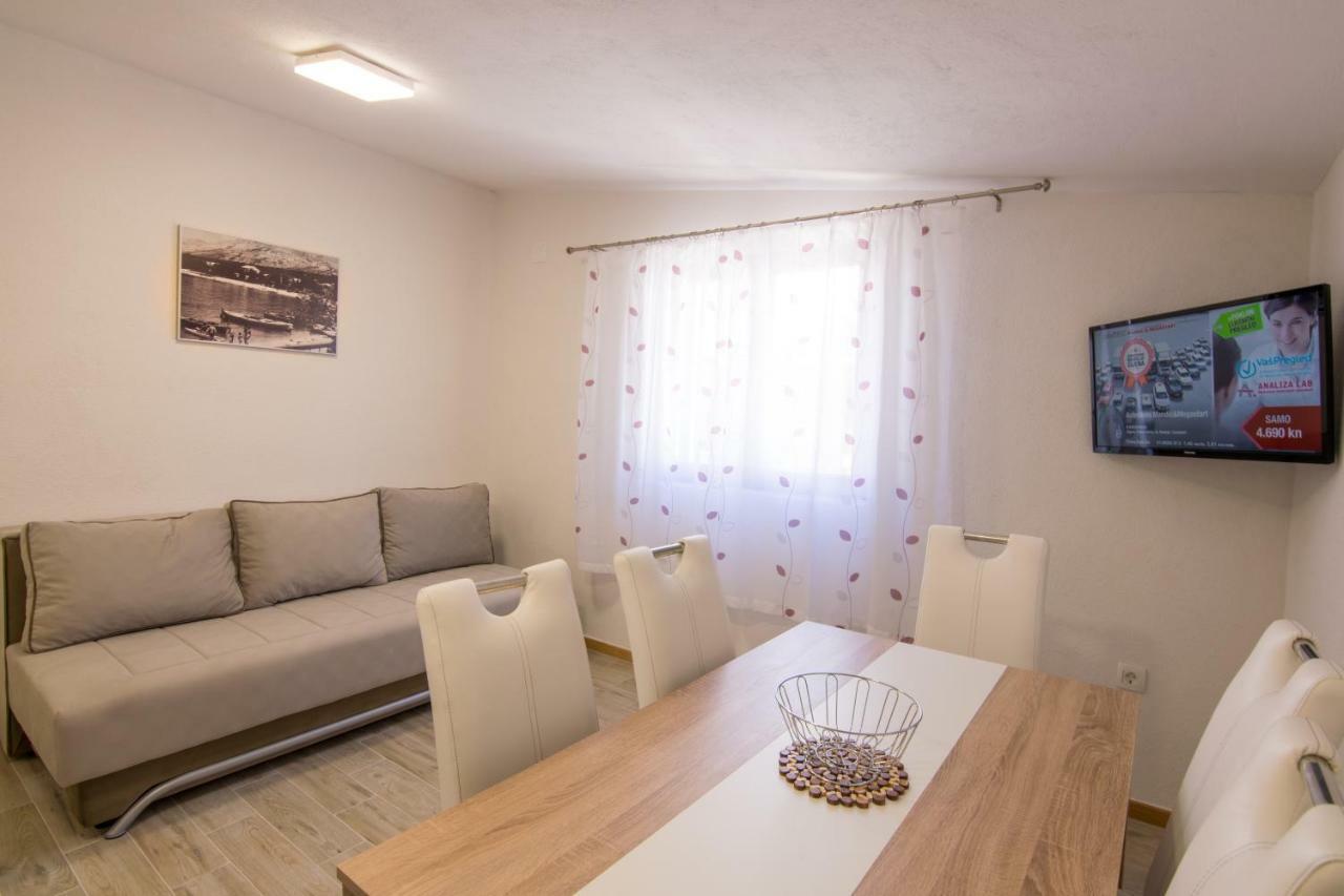 Apartments Family Roso Проманья Экстерьер фото
